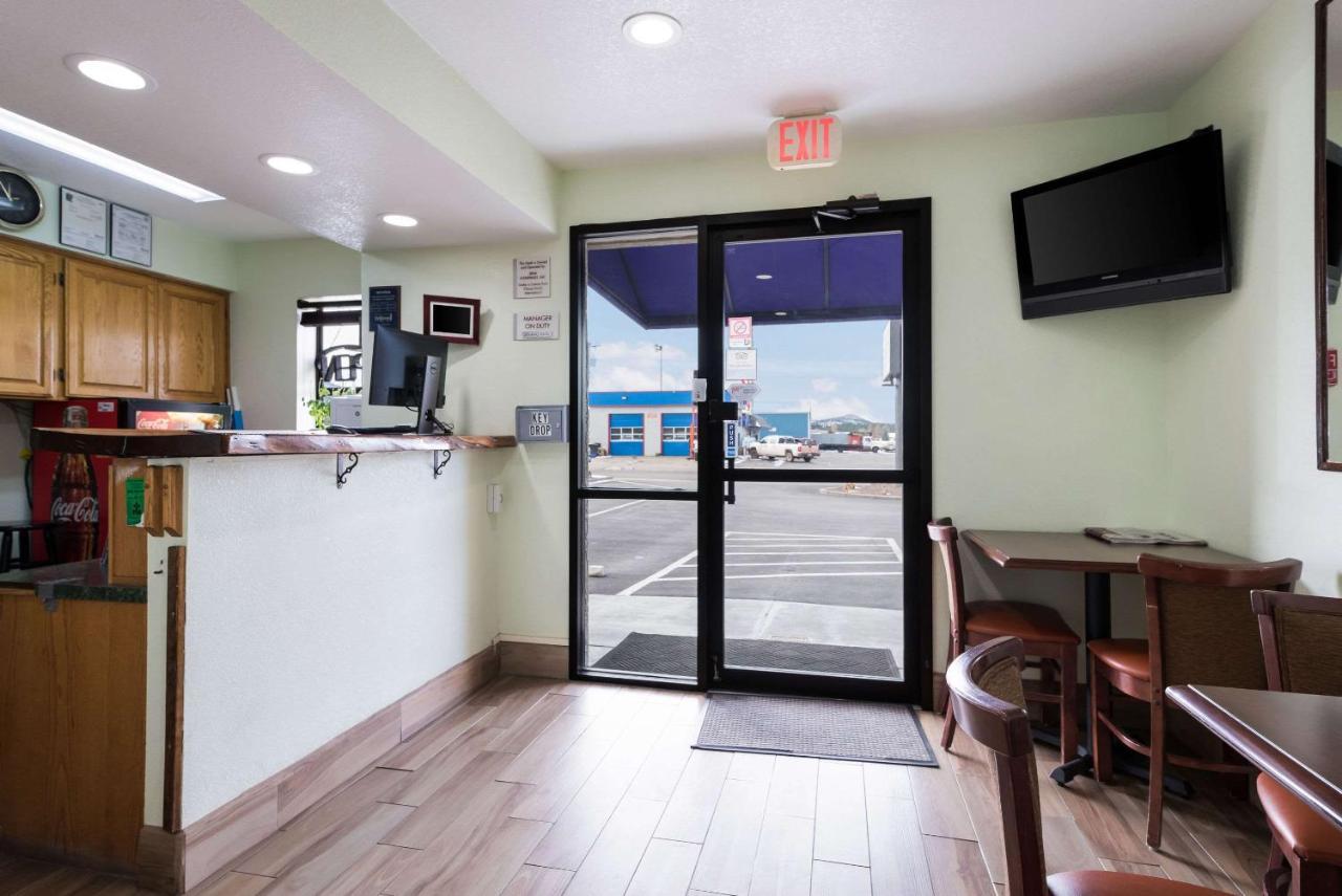 Econo Lodge Inn & Suites Williams - Grand Canyon Area Eksteriør billede
