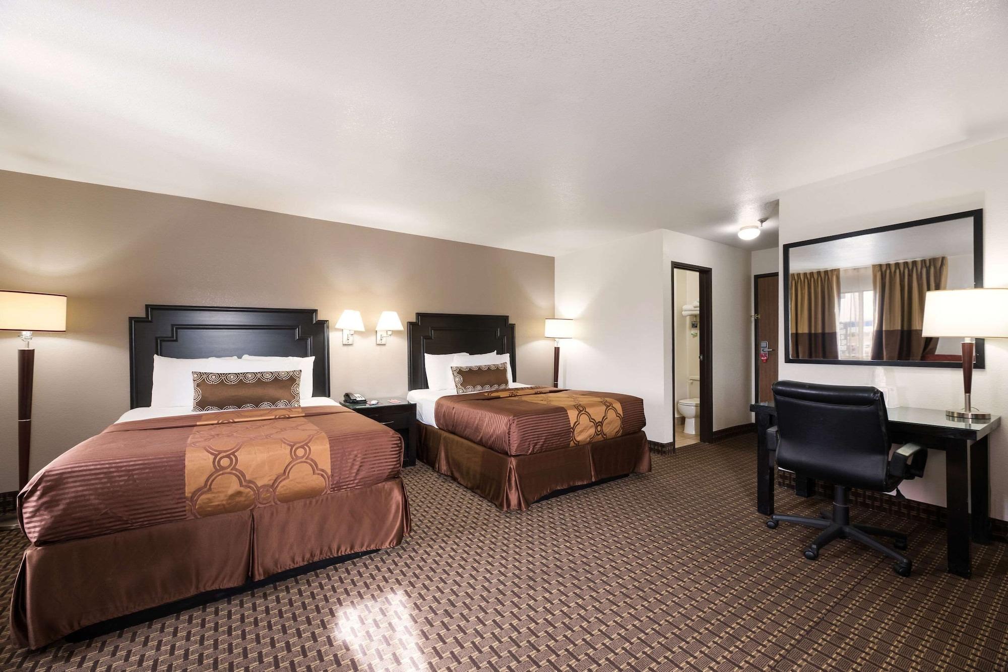 Econo Lodge Inn & Suites Williams - Grand Canyon Area Eksteriør billede