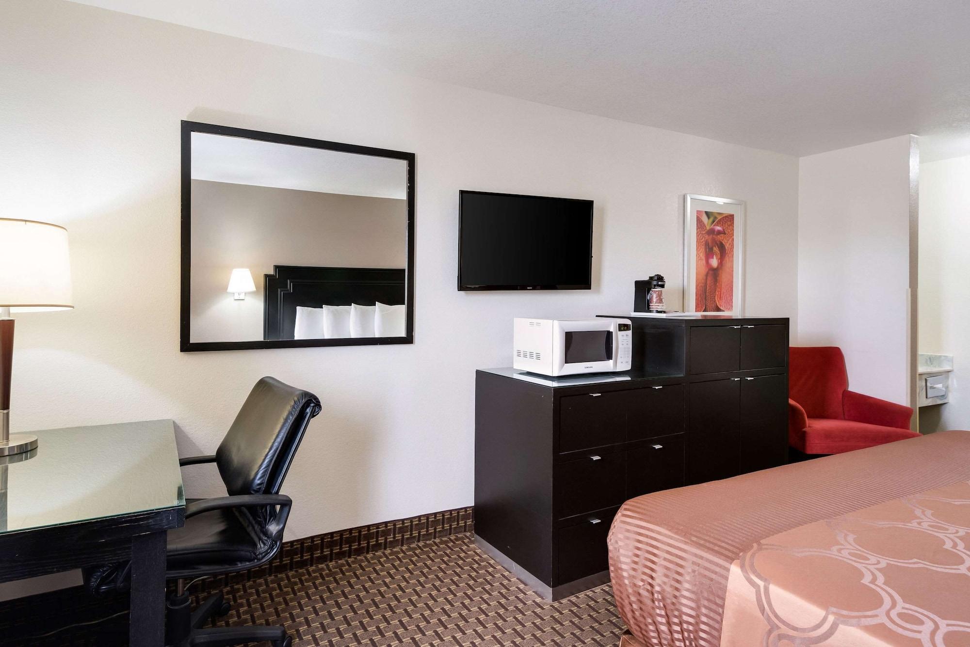Econo Lodge Inn & Suites Williams - Grand Canyon Area Eksteriør billede