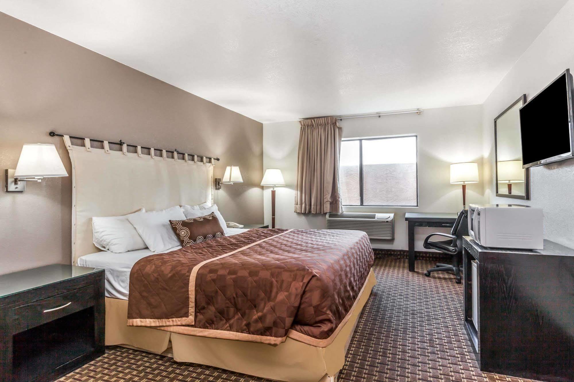 Econo Lodge Inn & Suites Williams - Grand Canyon Area Eksteriør billede