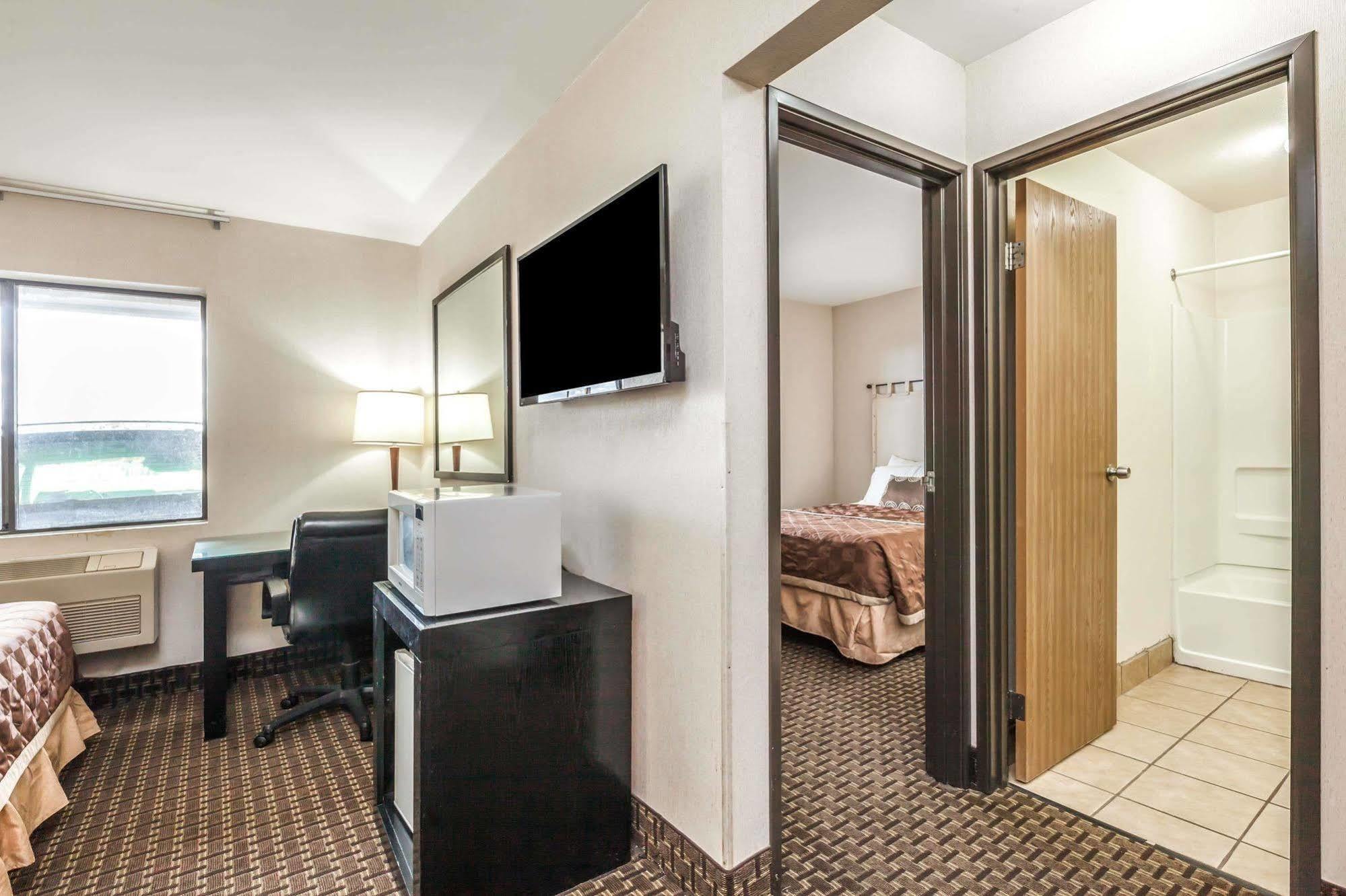 Econo Lodge Inn & Suites Williams - Grand Canyon Area Eksteriør billede